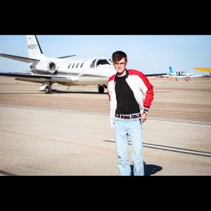 Meet your Posher, Travis